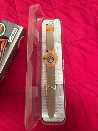 Swatch Racing for Charity Kika  SUJK102E