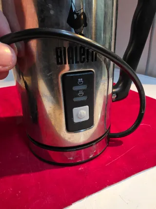 Montalatte elettrico Bialetti