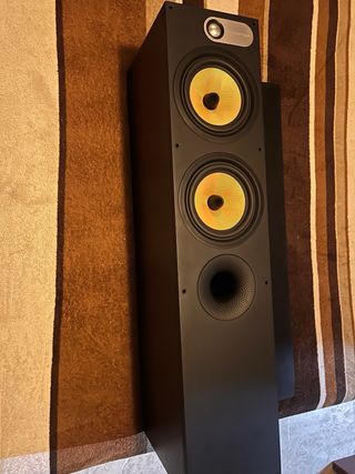Altavoces Bowers & Wilkins 684