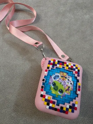 Bitzee con Funda Pixelada Rosa