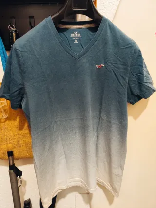 Camiseta Hollister Talla M Degradado Azul/Blanco