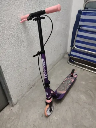 Patinete niña morado Decathlon Ideal de 6 a 9 años