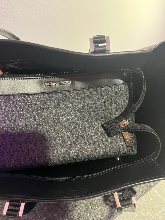 Bolso Michael Kors Kimberly 3 en 1 Negro