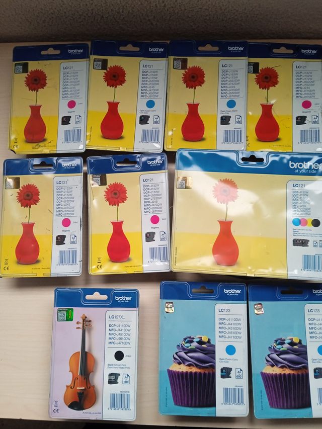 Confezione cartucce d'inchiostro Brother LC121 LC123 LC127XL