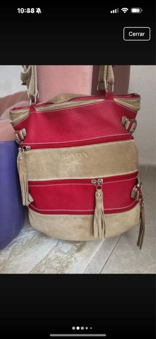 Bolsos morado y rojo