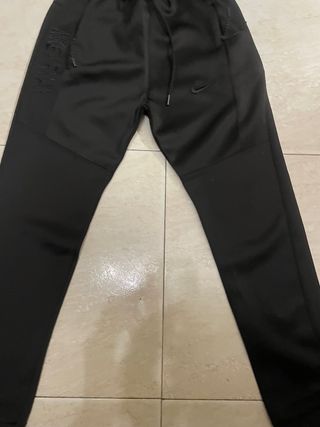 Pantalón Nike Negro tech