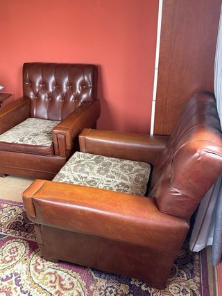 3 mobili da soggiorno e 2 poltrone