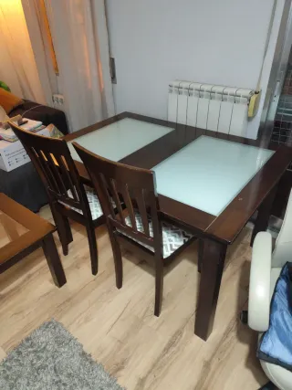 Conjunto mesa centro y mesa comedor con 3sillas