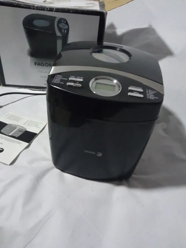 Panificadora Fagor Negra