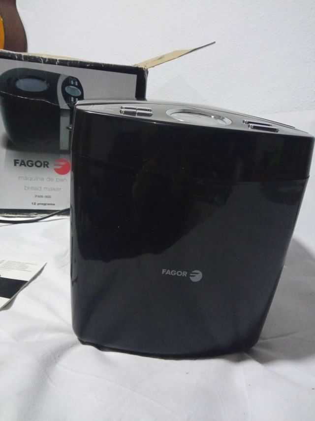 Panificadora Fagor Negra