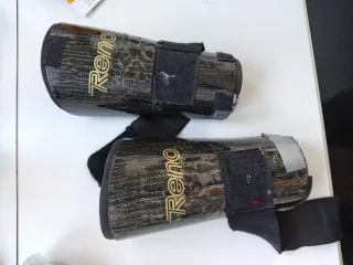 Espinilleras hockey patines