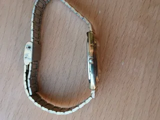 Reloj Hamilton Timespan Cuarzo Dorado