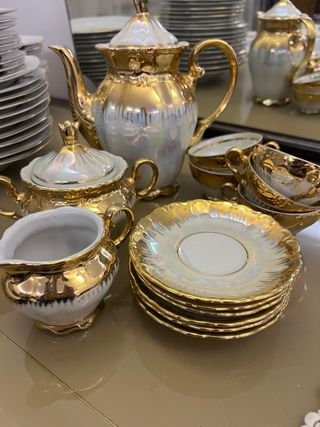 Set da tè in porcellana oro e bianco