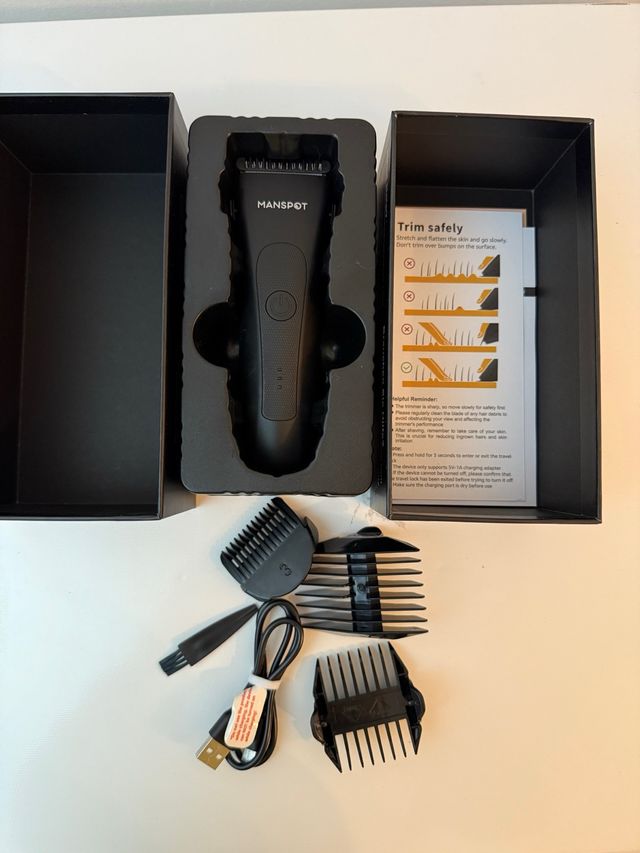 Cortapelos MANSPOT Negro