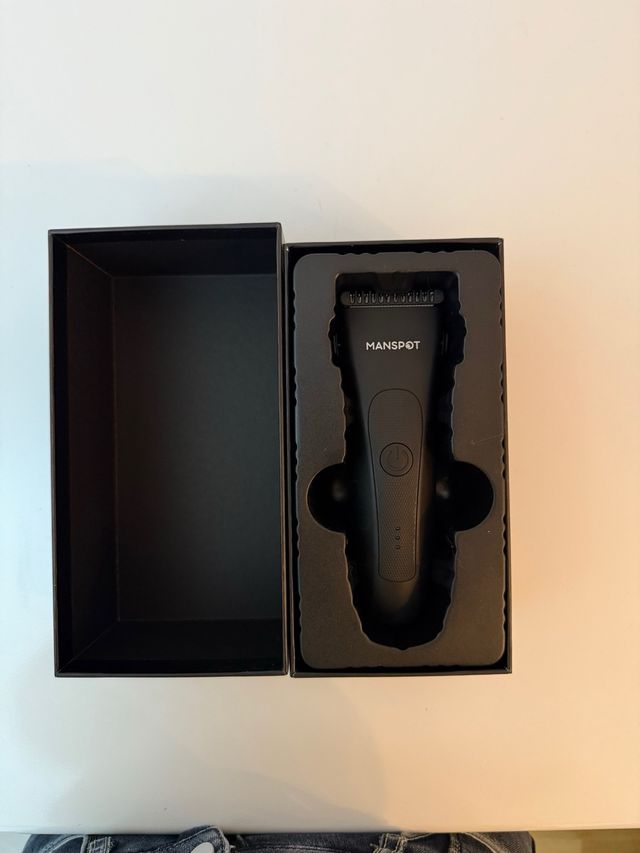 Cortapelos MANSPOT Negro