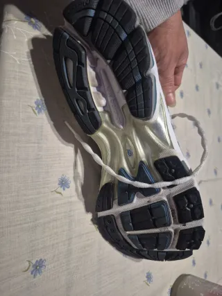 Zapatillas New Balance Azul y Blanco