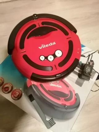 Robot Aspirador Vileda Rojo