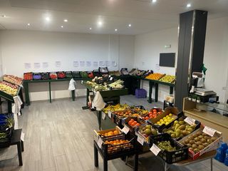 !SE TRASPASA FRUTERÍA LISTA PARA TRABAJAR!