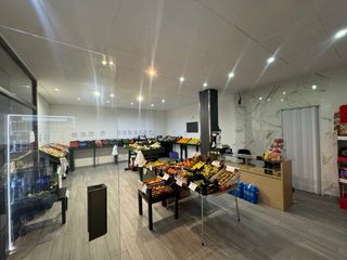 !SE TRASPASA FRUTERÍA LISTA PARA TRABAJAR!