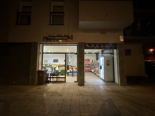 !SE TRASPASA FRUTERÍA LISTA PARA TRABAJAR!