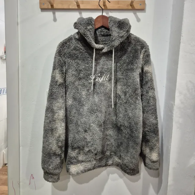 Sudadera peluda gris con bordado