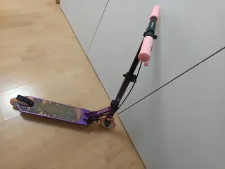 Patinete Decathlon Morado