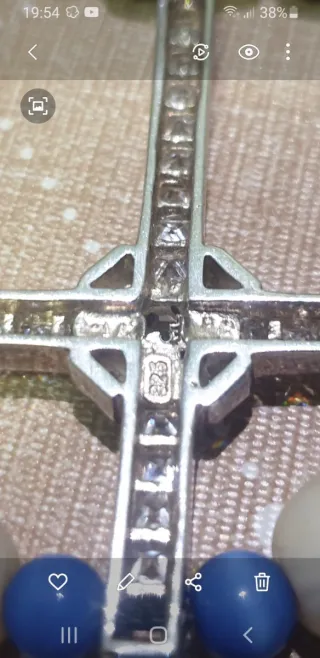 Collar Nacar y Plata con Cruz