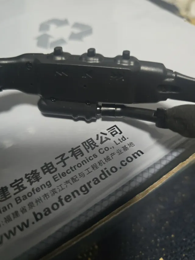 Gafas de sol con altavoces integrados