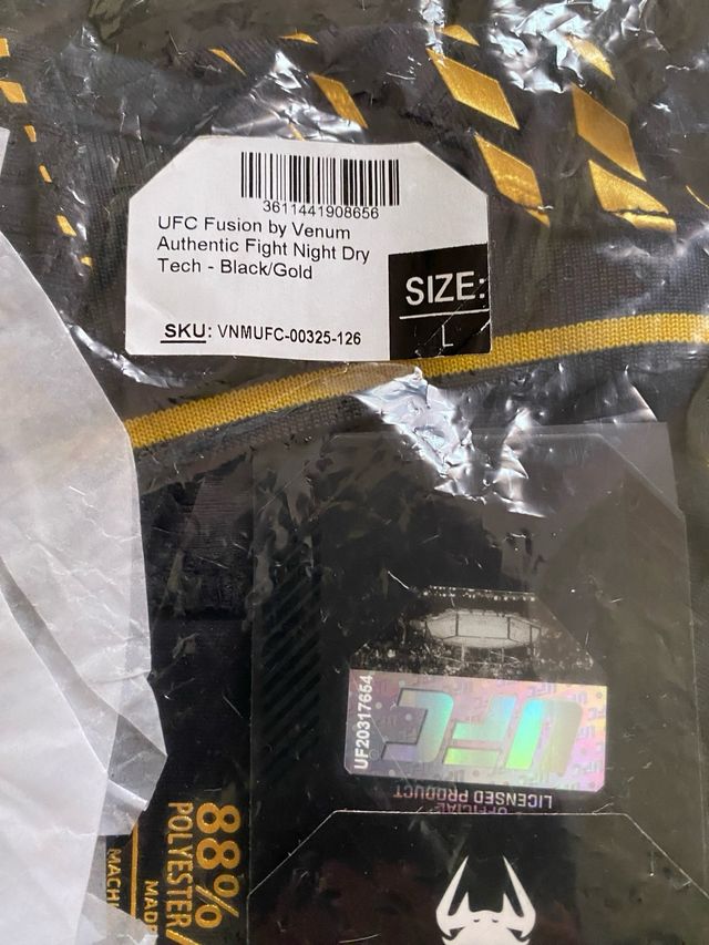 Camiseta UFC Venum Fight Night Negra Talla L