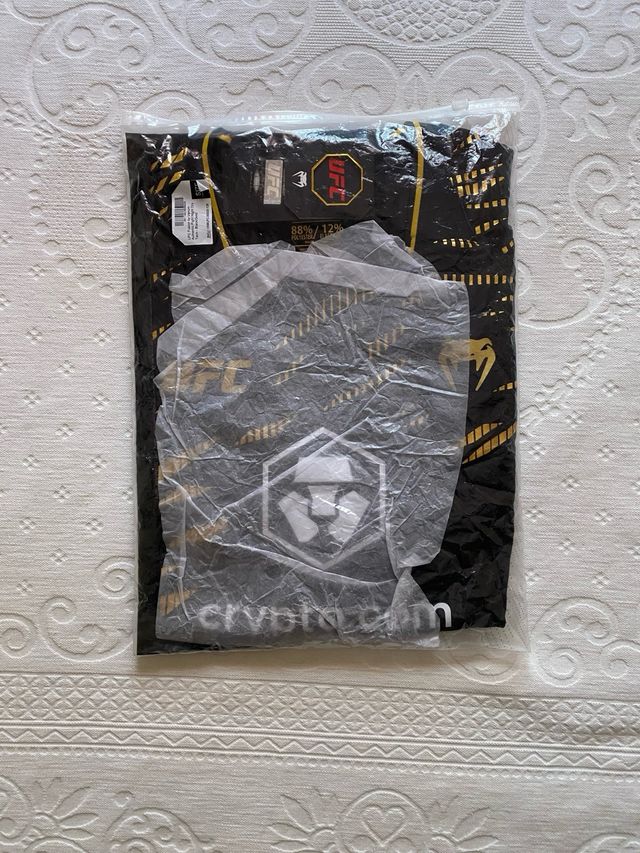 Camiseta UFC Venum Fight Night Negra Talla L