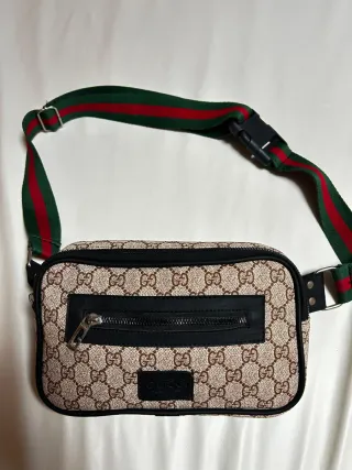 Riñonera Gucci GG Beige Marrón