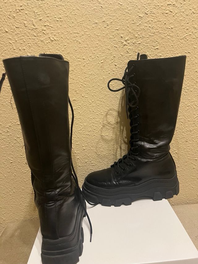 Botas militares altas negras