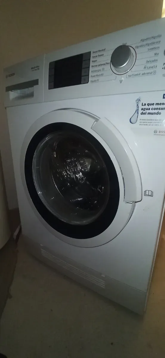 Se va de Lavadora Bosch con secadora AVERIADA