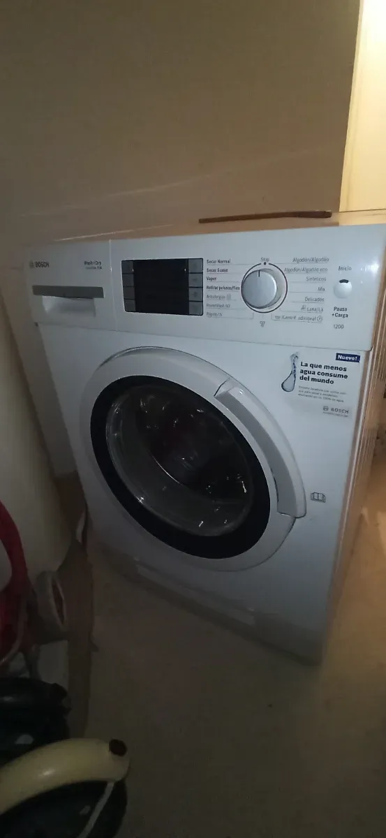 Se va de Lavadora Bosch con secadora AVERIADA