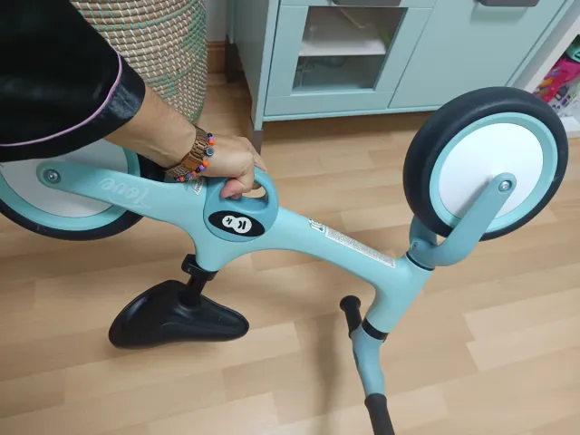 Bicicleta Kinderkraft sin pedales