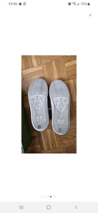 Zapatillas Gucci Blancas y trasera gris