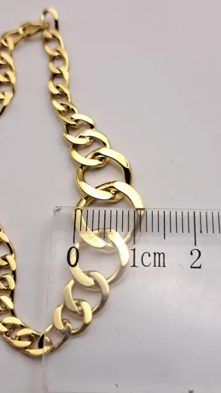 Gargantilla de oro 18k con eslabones entrelazados