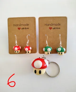 Lotes pendientes y llaveros porcelana fría