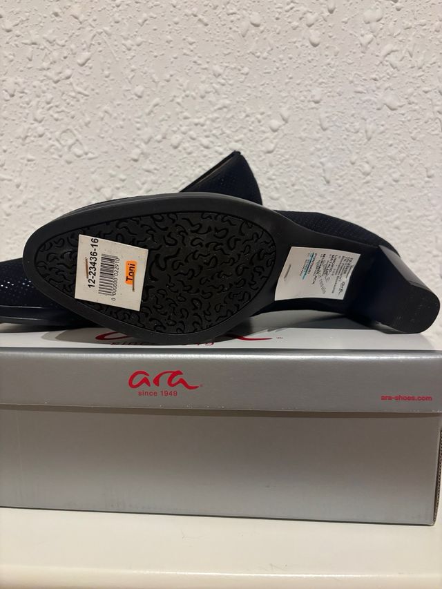 Zapatos de tacón Ara sin estrenar