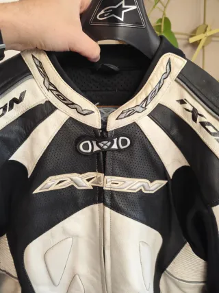 Chaqueta Moto Cuero IXON Talla 56 Racing