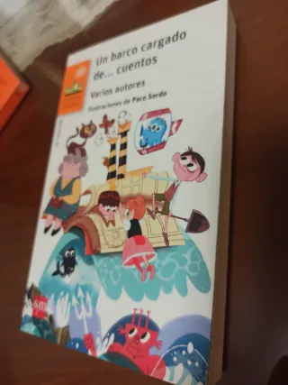 Un barco cargado de... cuentos