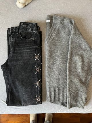 Pantalones Stradivarius negros con tachuelas