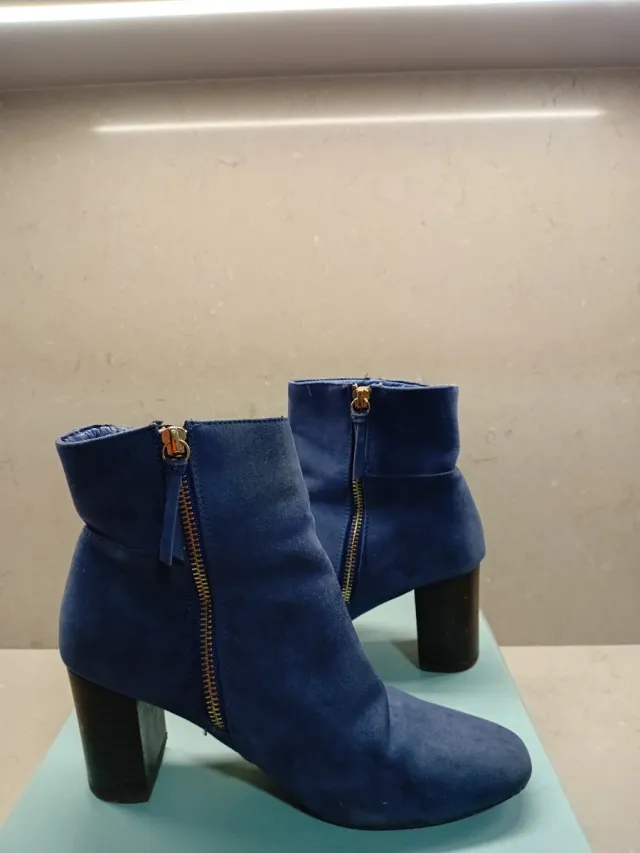 Botín azul de Sfera talla 38