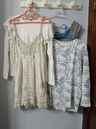 Lote de camisetas Hello Kitty y encaje