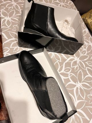 Botín hombre piel negro