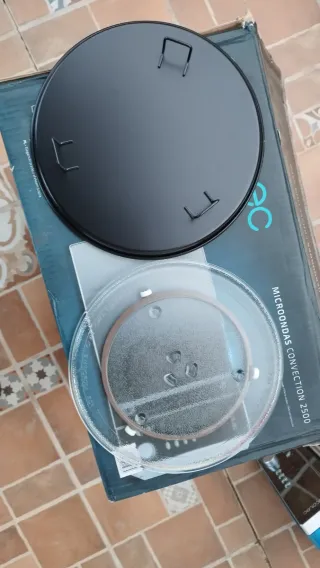 Plato microondas 31,5 cm + base y bandeja Cecotec