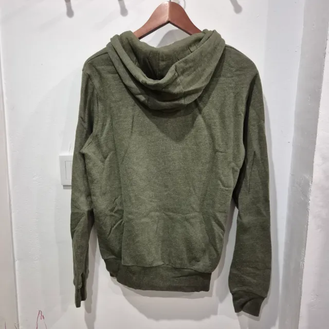 Sudadera verde con cremallera