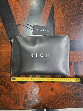 Pochette John Richmond nera