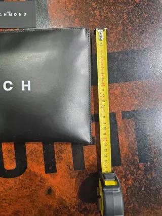 Pochette John Richmond nera