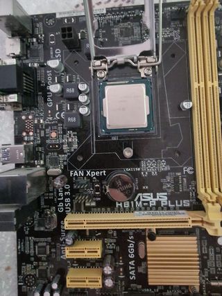 Placa Base ASUS H81M-P PLUS